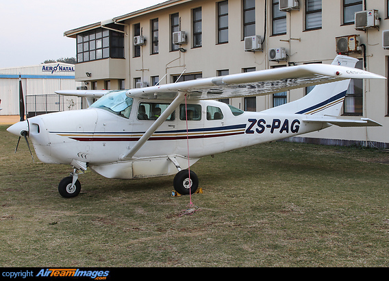 Cessna P206B Super Skylane