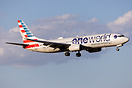 Boeing 737-823
