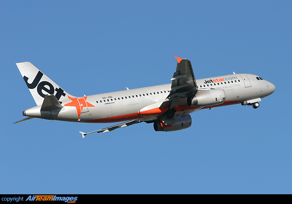 Airbus A320-232 Airbus A320-232