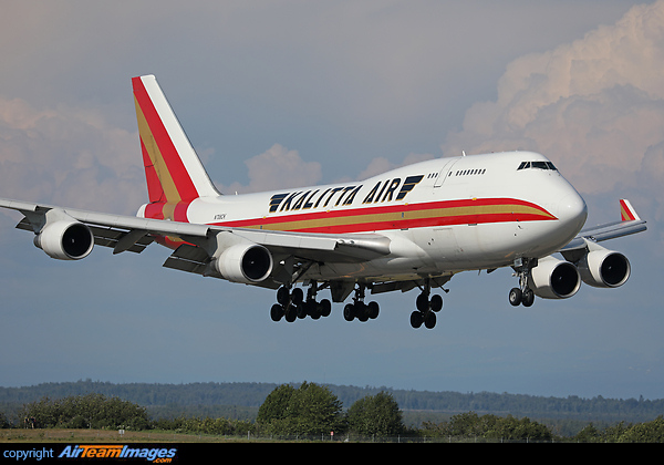 Boeing 747-4B5(BCF)