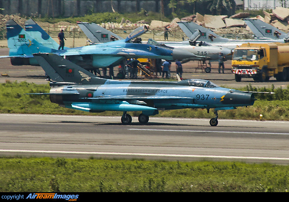 A Chengdu F-7 of Bangladesh Air Force taxiing out of runway 05 after the flypast of Mujib 100 years. Chengdu F-7BG