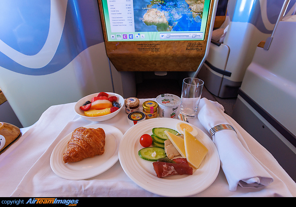 Airbus A380-861