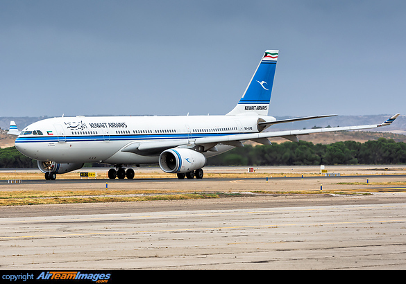 Airbus A330-243