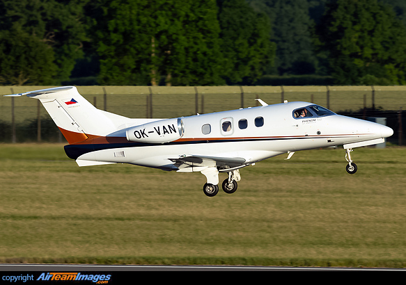 Embraer Phenom 100