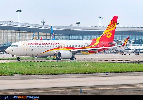 Boeing 737-84P