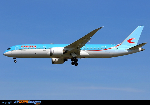 Boeing 787-9 Dreamliner