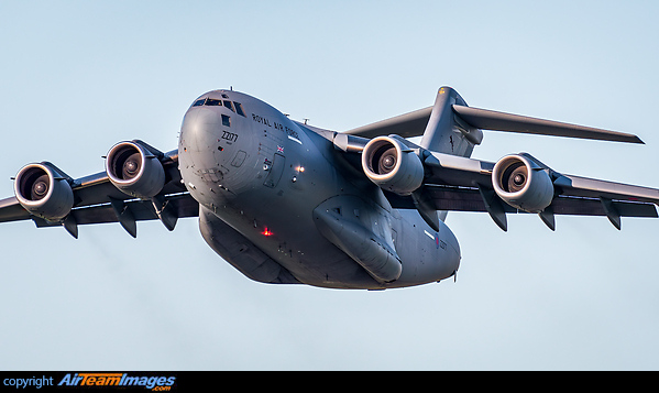 The RAF & 99SQN departing Edinburgh Airport with Queen Elizabeth II on her final journey home, God Bless the queen. Boeing C-17A Globemaster III