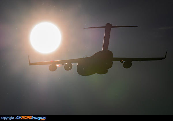 The RAF & 99SQN departing Edinburgh Airport with Queen Elizabeth II on her final journey home, God Bless the queen. Boeing C-17A Globemaster III