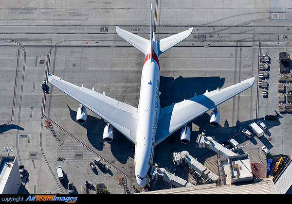 Airbus A380-842