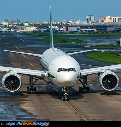 Boeing 777-243/ER