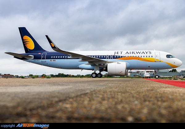 India’s most-loved airline is taking to the skies again with a brandnew Airbus A320-2Neo - Paintjob by MAAS Aviation Maastricht Airbus A320-271N