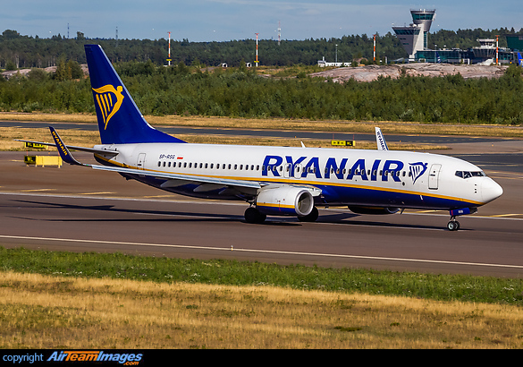 Boeing 737-8AS