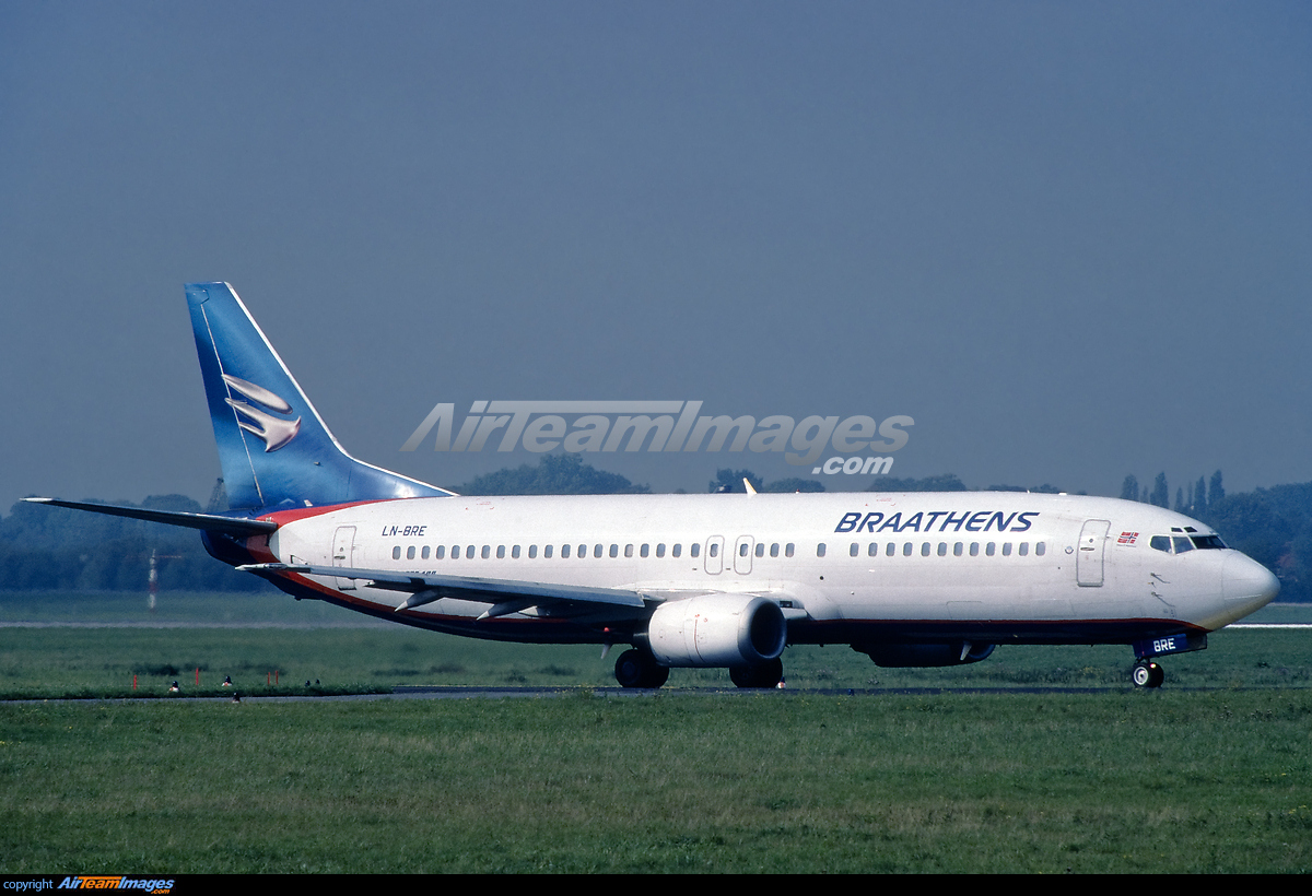 Boeing 737-405