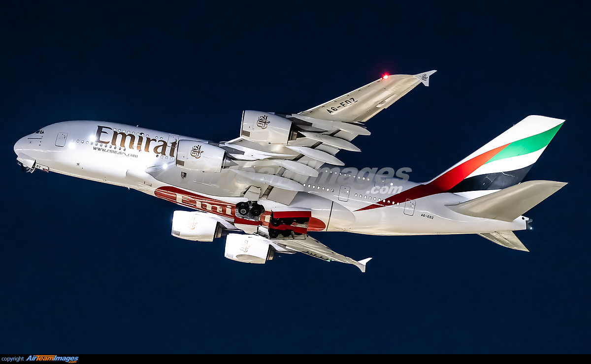 Airbus A380861 Large Preview