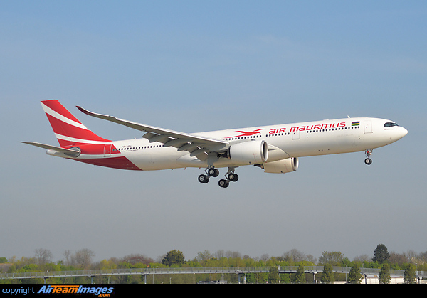 Airbus A330-941