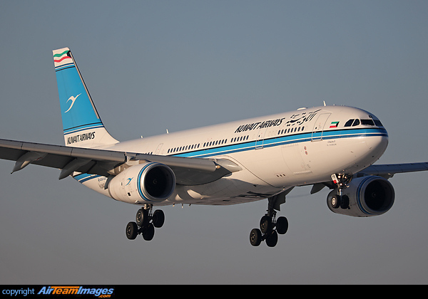 Airbus A330-243
