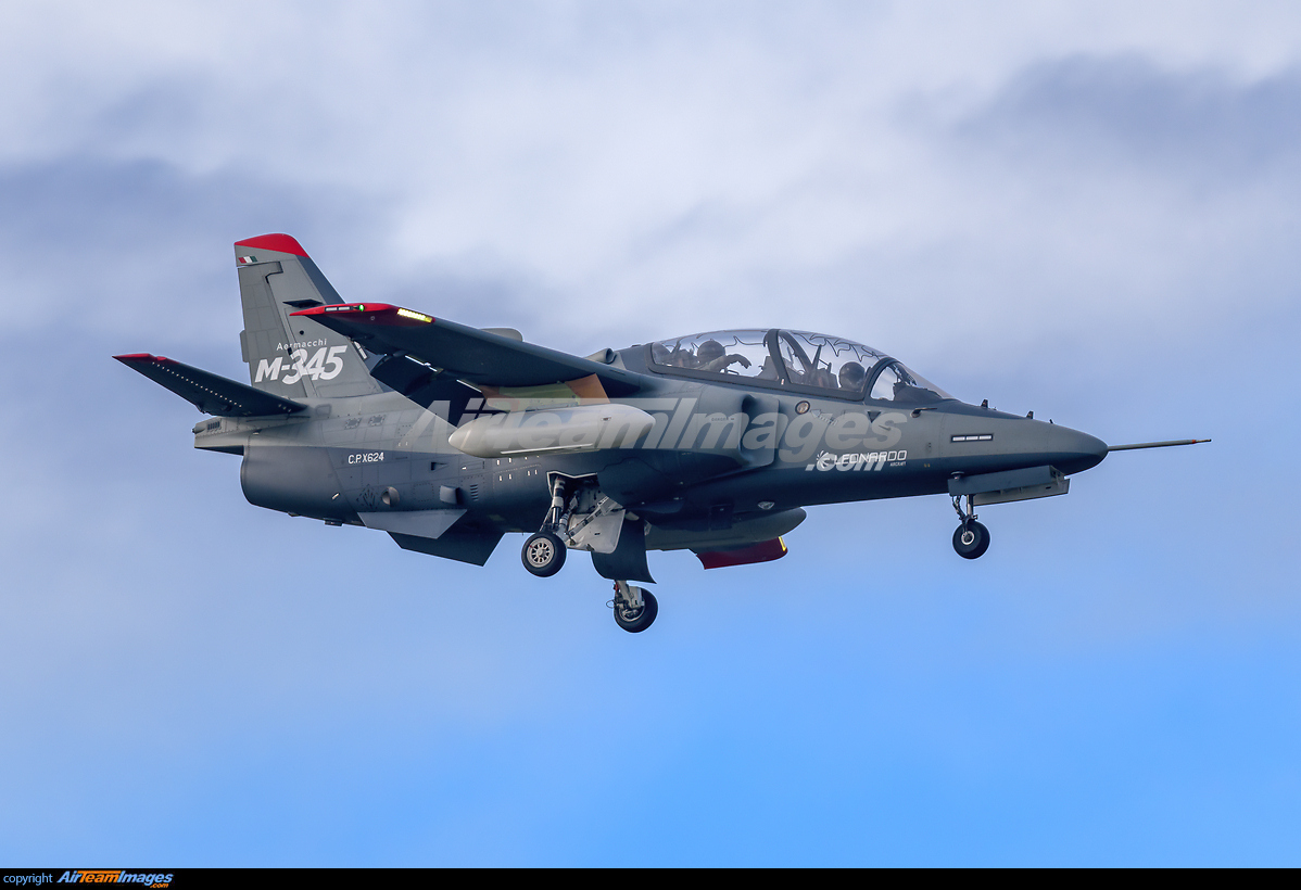 Aermacchi M345 Large Preview