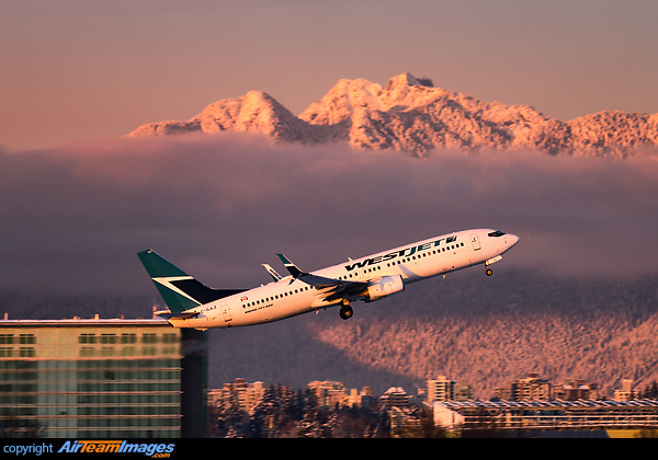 Boeing 737-8CT