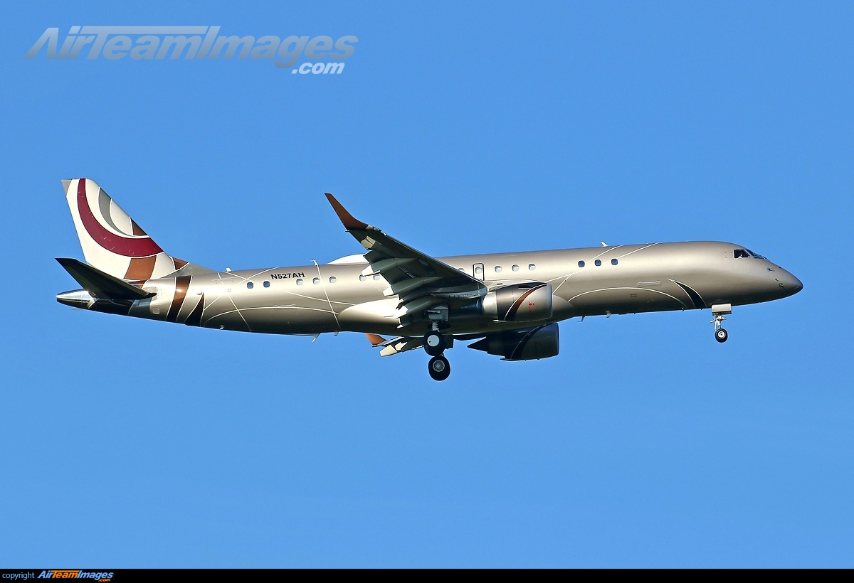 Embraer Lineage 1000 Large Preview