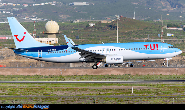 Boeing 737-8K5
