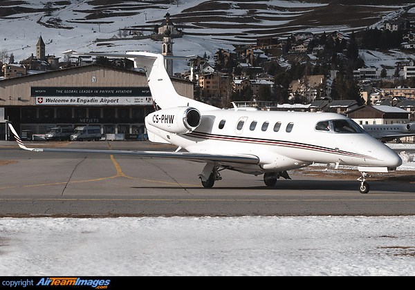 Embraer Phenom 300