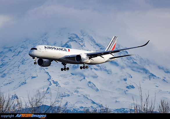 Airbus A350-941