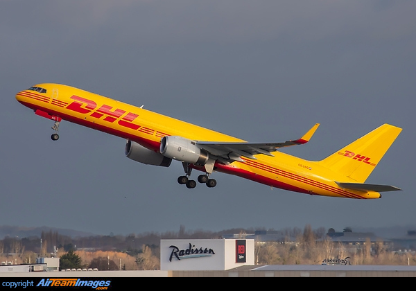Boeing 757-223(PCF)