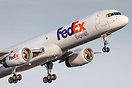 Boeing 757-204(SF)