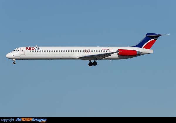 McDonnell Douglas MD-82