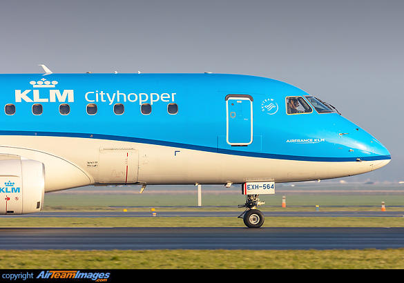 Embraer ERJ-175STD