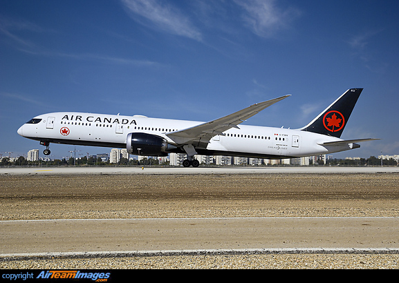 Boeing 787-9 Dreamliner