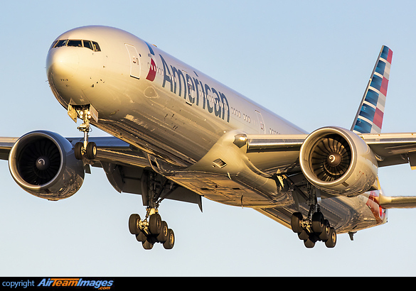 Boeing 777-323/ER