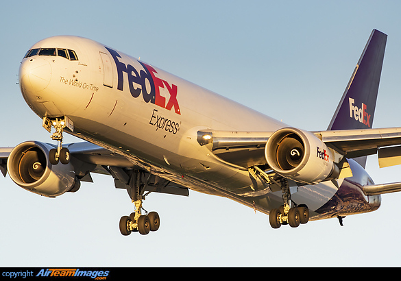 Boeing 767-3S2F/ER
