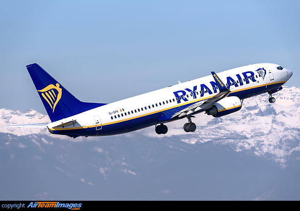 Boeing 737-8AS