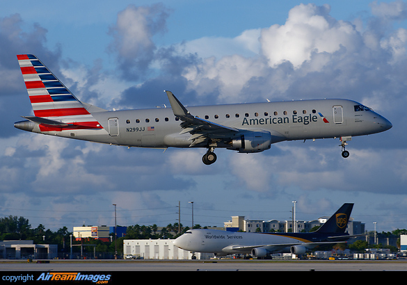 Embraer ERJ-175LR