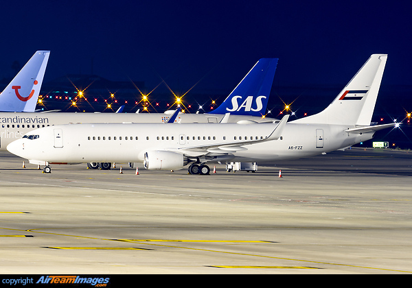 Boeing 737-8KN