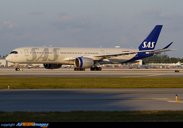 Airbus A350-941
