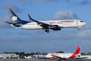 Boeing 737-852