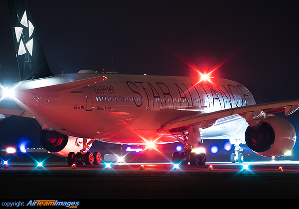 Airbus A350-941