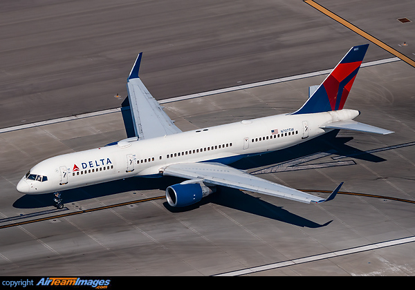 Boeing 757-2Q8