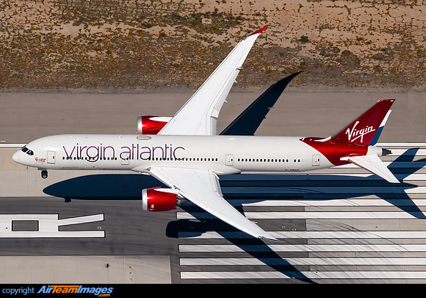Boeing 787-9 Dreamliner