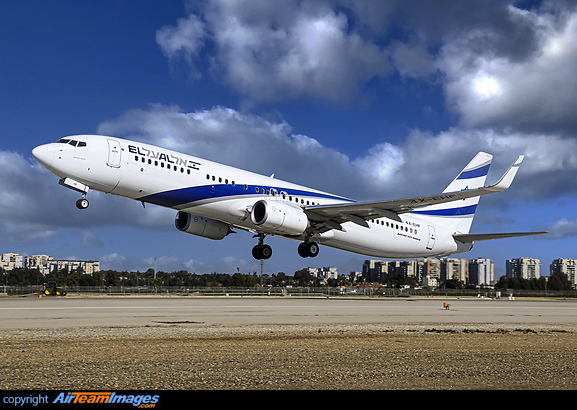 Boeing 737-958/ER