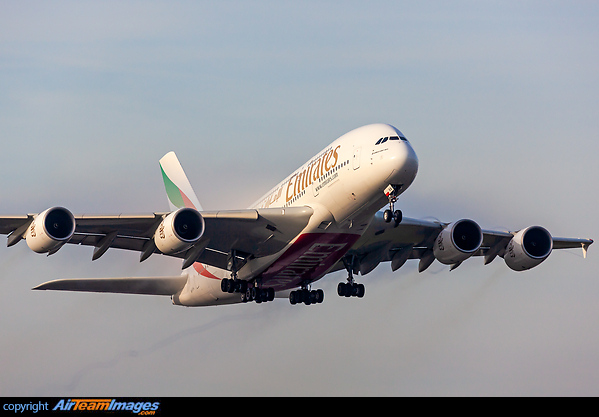 Airbus A380-861