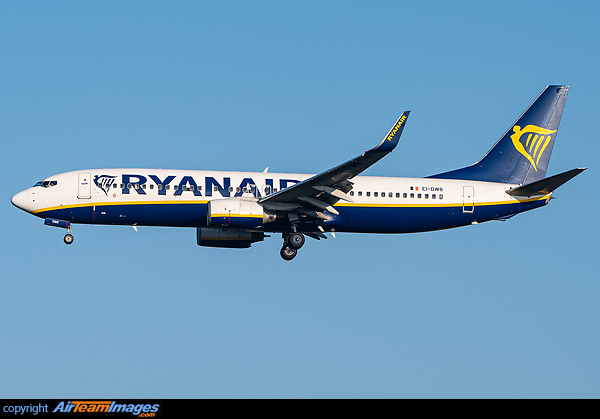 Boeing 737-8AS
