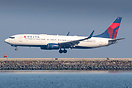 Boeing 737-832