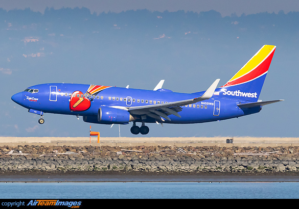 Boeing 737-7H4