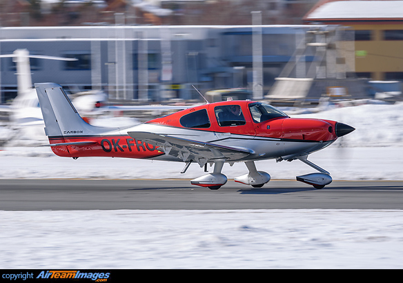 Cirrus SR22-GTS Carbon