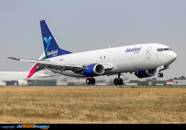 Boeing 737-476(SF)