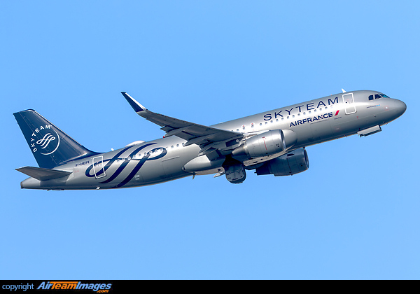 Airbus A320-214