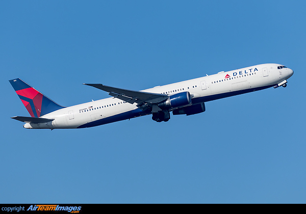 Boeing 767-432/ER